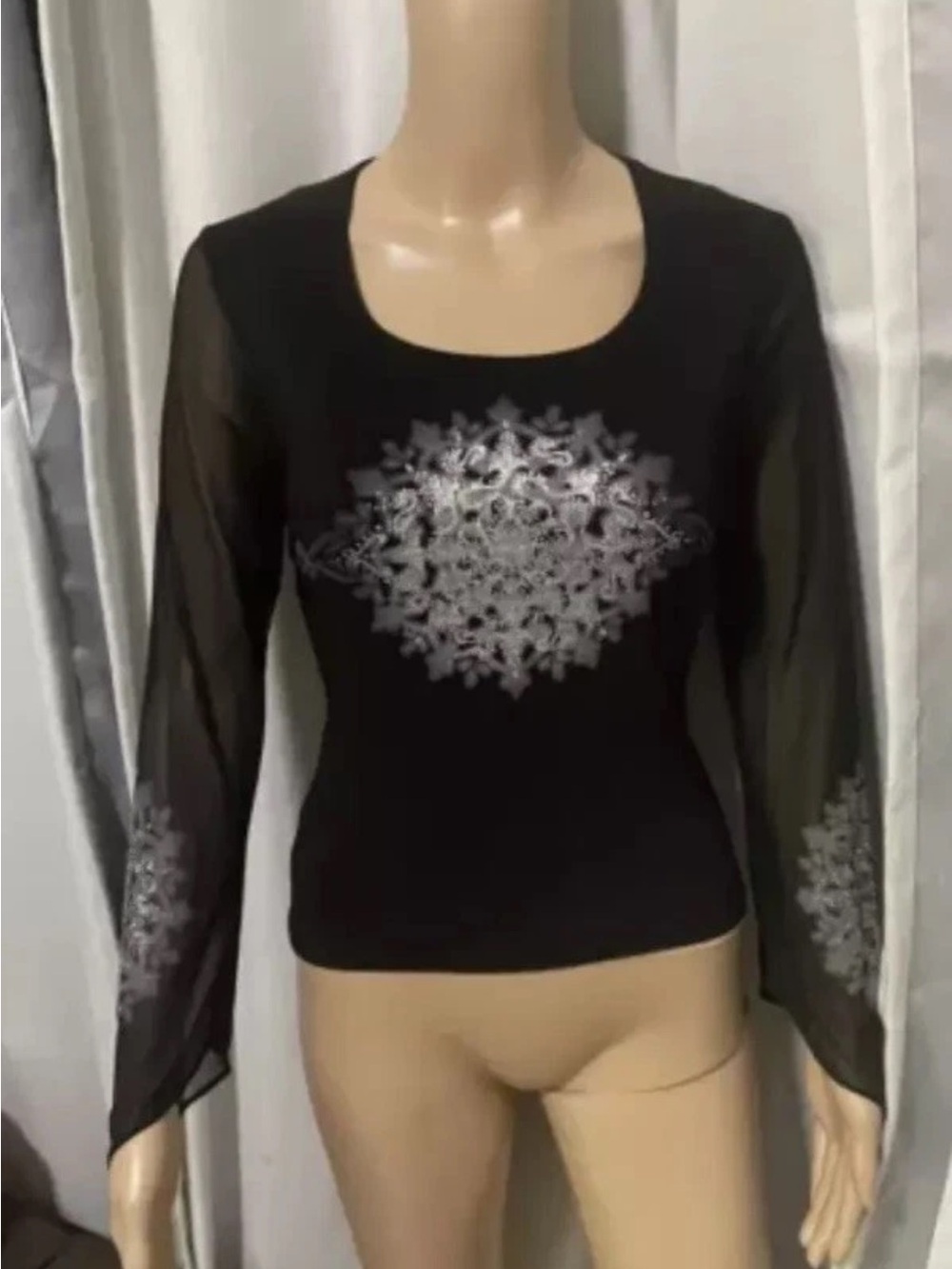 Vintage Y2K Gadzooks Top Womans Large Black Sheer Extended Arms Silver Graphics